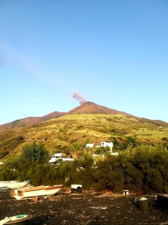 The Lighthouse Room Stromboli Exterior photo